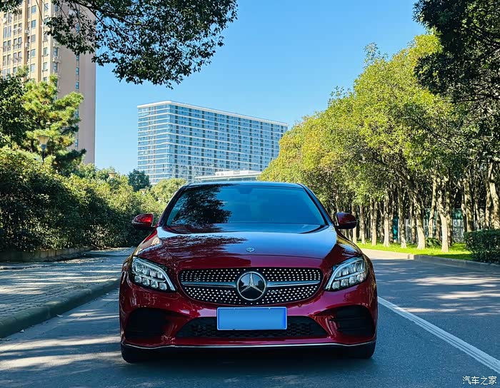 出21年奔驰c260l运动版