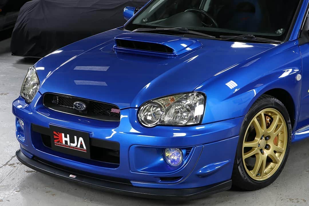 拉力蓝只属于一个车,它就是斯巴鲁wrx sti