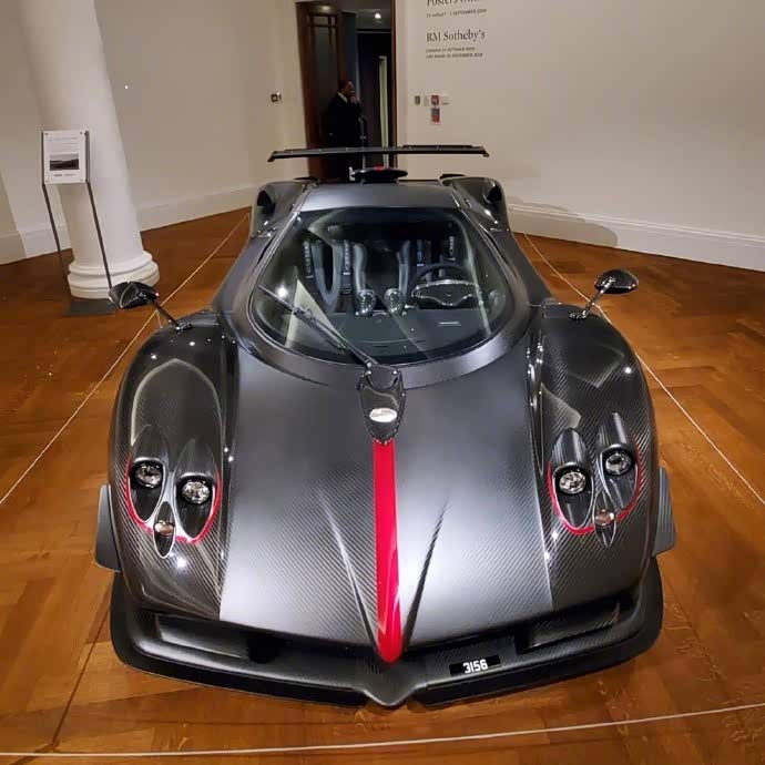 帕加尼zonda aether 看看这靓丽的外观,太爱了.