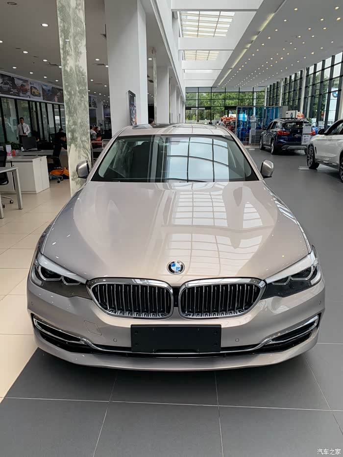【图】跪求 月光银的530实车照片_宝马5系论坛_汽车之家论坛