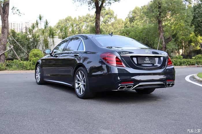 550 | 回复: 0 奔驰s级论坛 奔驰s63时尚豪华上档次,你身份的象征!