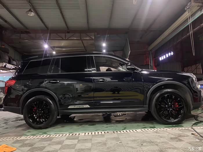 外表小改黑武士gs8更加霸气运动