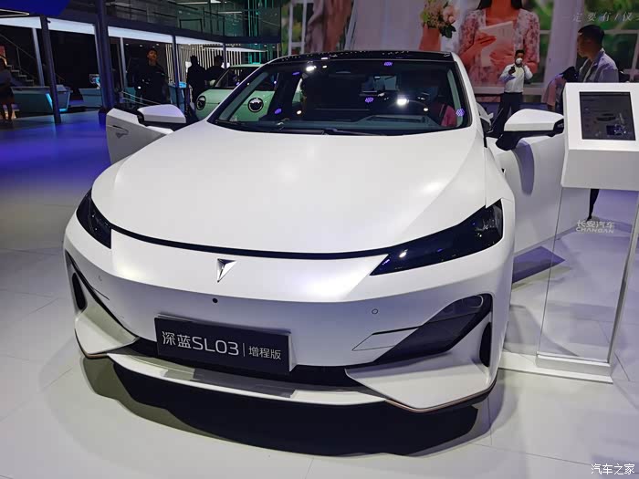 【图】2023年上海车展,带你感受长安展台的魅力_奔奔e-star论坛_汽车