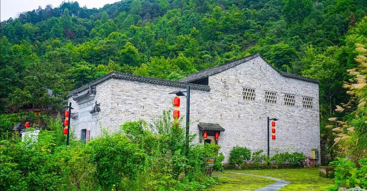 慢庄听名字好像就是岁月悠闲的地方坐落在安徽池州市石台县