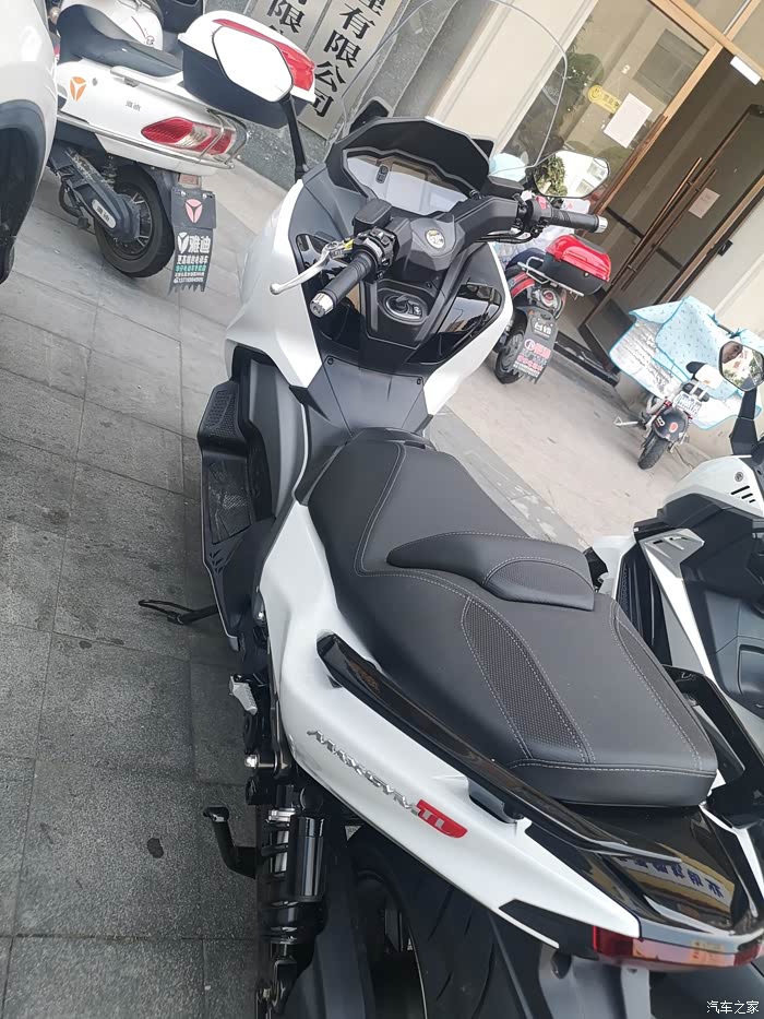 如皋的第一辆三阳tl500双缸大踏板