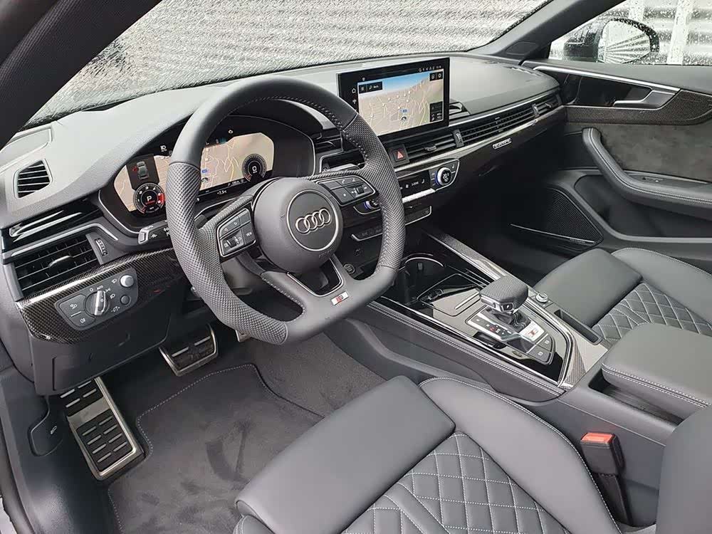 2020款奥迪s5sportback既陌生又熟悉的奥迪