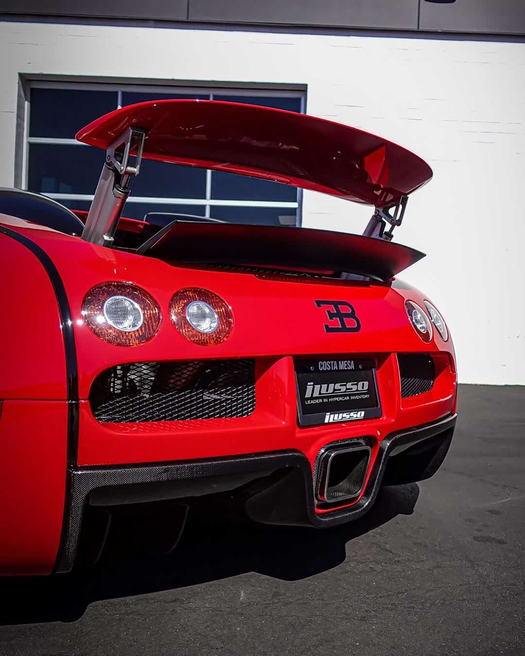 2008 布加迪veyron,红色大肥龙.