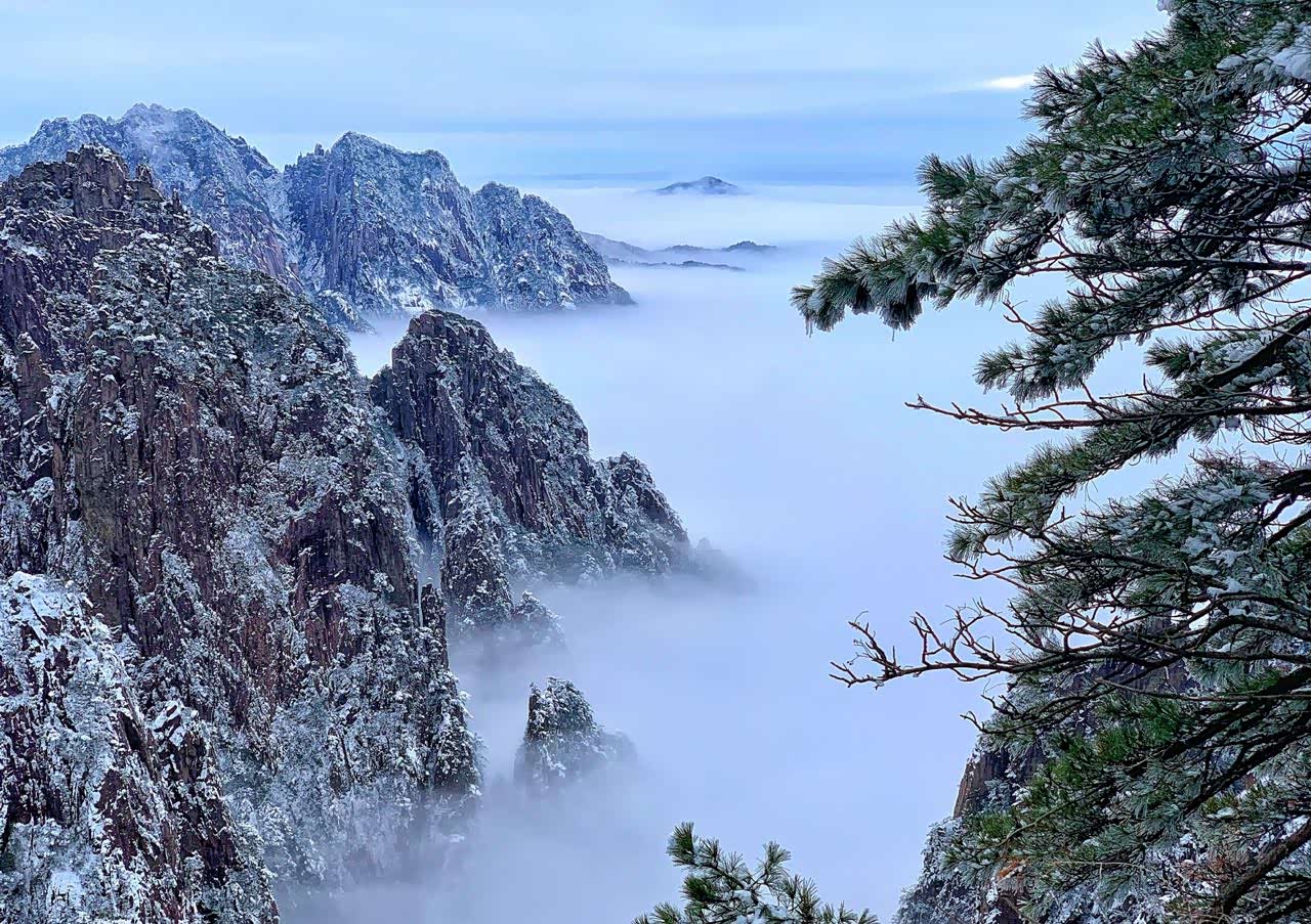 安徽黄山雪景—银装素裹分外妖娆
