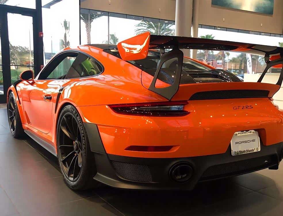 橘色暴力蛙保时捷911gt2rs气场十足