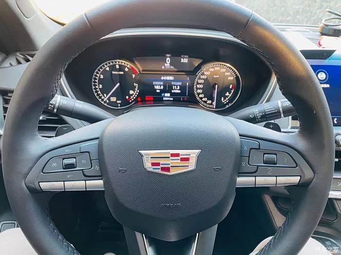 【图】黑武士ct5 "霸总"来袭 --聊聊小小小小改装分享_凯迪拉克ct5