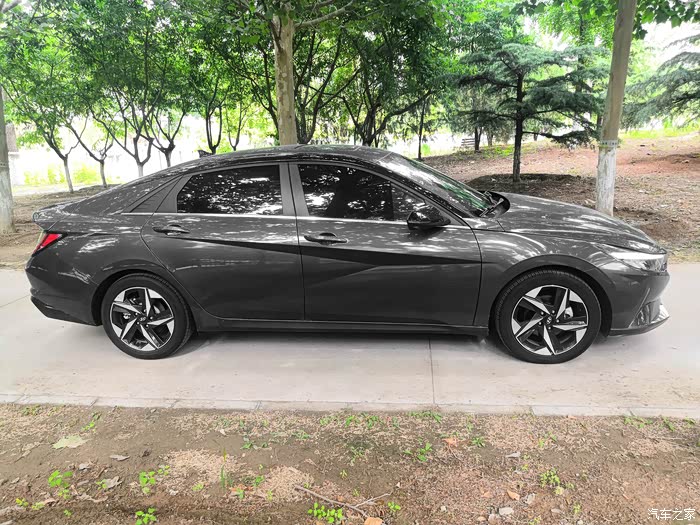 【图】【多彩六月】实拍伊兰特黑武士 年轻时尚 动感_伊兰特论坛_汽车