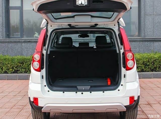 哈弗h5后备箱空间很满意