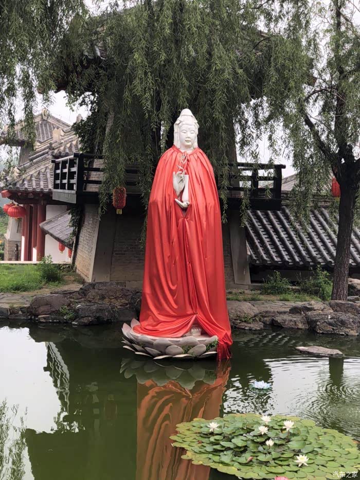 山海关游古代著名女烈女孟姜女庙