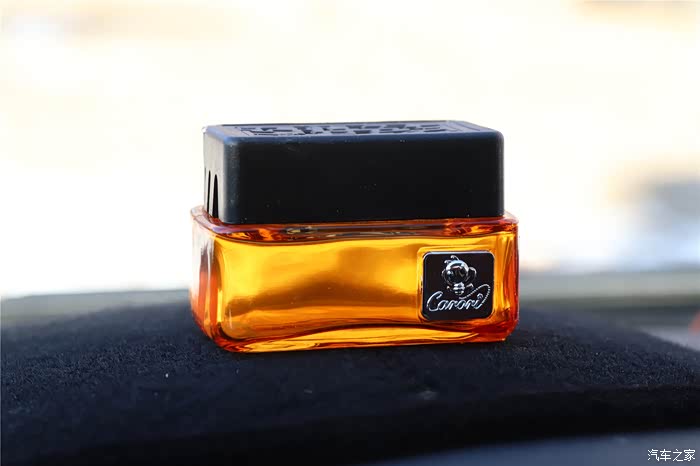 【家家众测】冰火两重天-实测montecarlo 700型香水