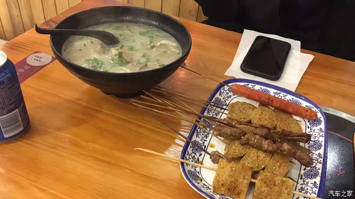 有车晚出去也方便了,怕冷了,夜宵走起来,估计这个冬天胖