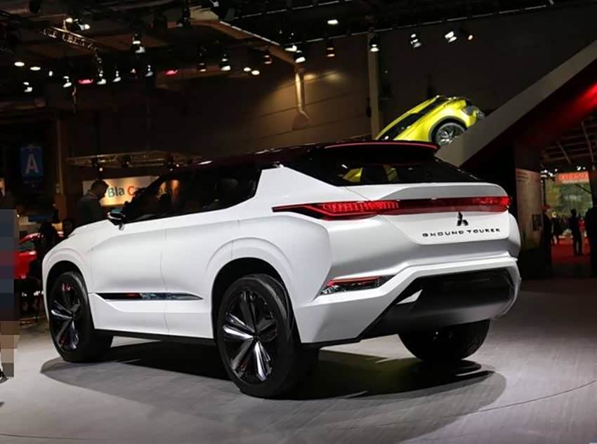 三菱gt-phev几乎所有的操作能够通过触摸来完成_欧蓝德phev(进口)论坛