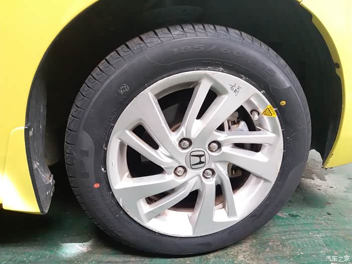 【图】爱飞gk5换新轮胎有感!_飞度论坛_汽车之家论坛