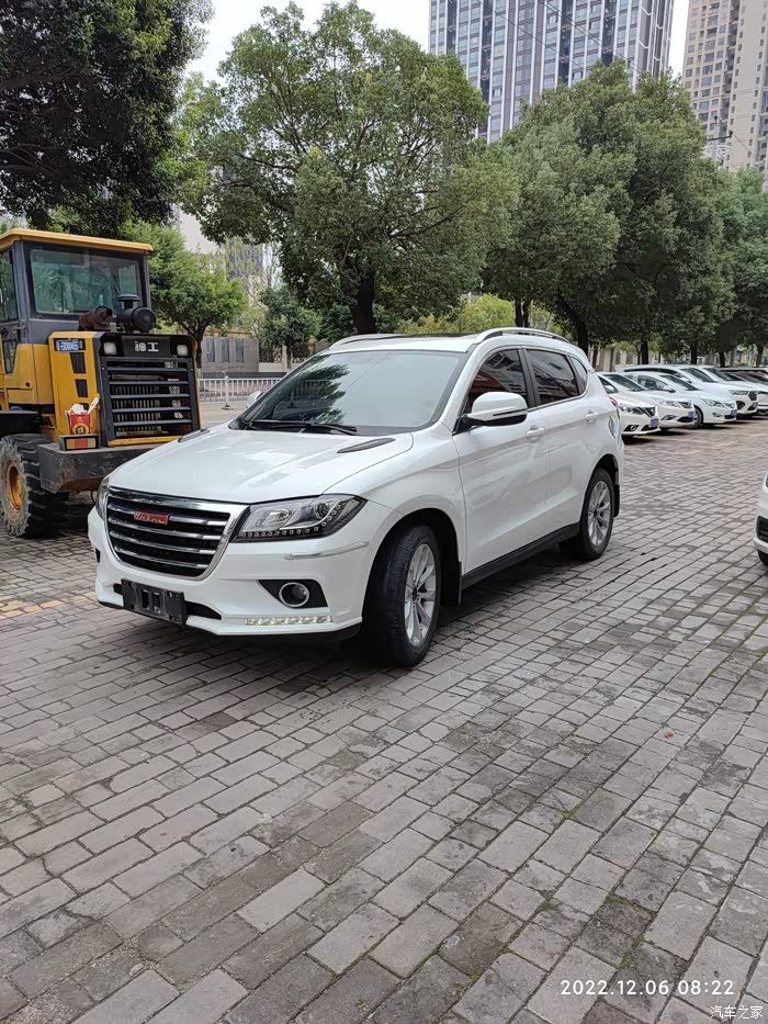 出17款哈弗h2全车就两个面油漆1手车6万多公里