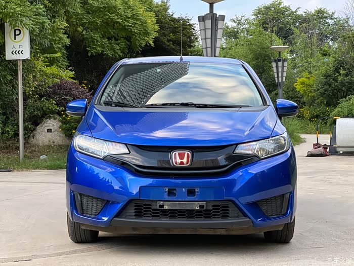 一代神车本田飞度