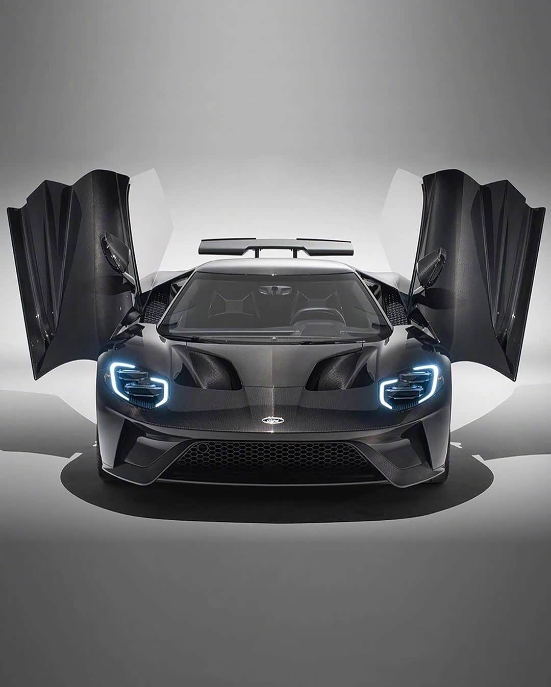 世界第一辆全碳涂装的福特gt!