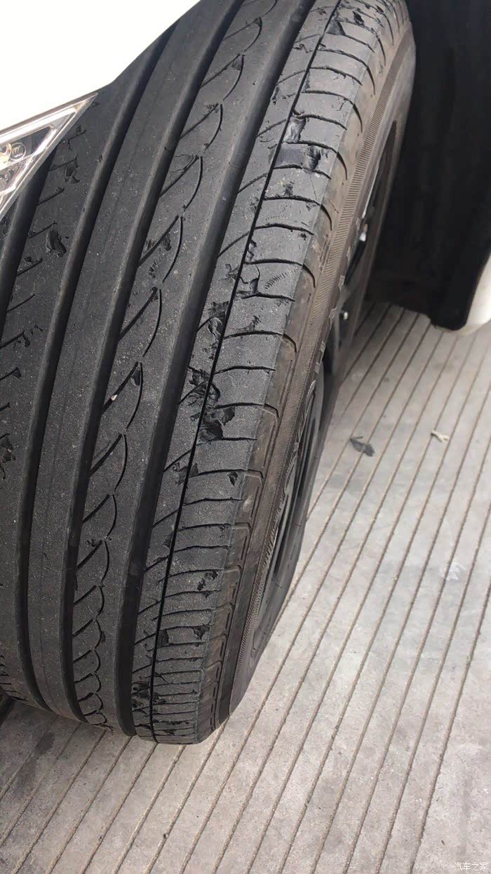 【图】十代思域啃胎严重_思域论坛_汽车之家论坛