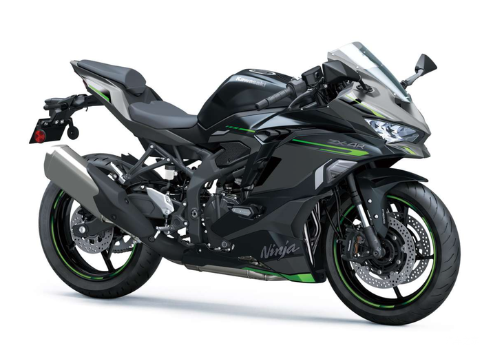 川崎入门性能跑车,zx-4r日本亮相se版细节,外观配置略有变化_摩托车