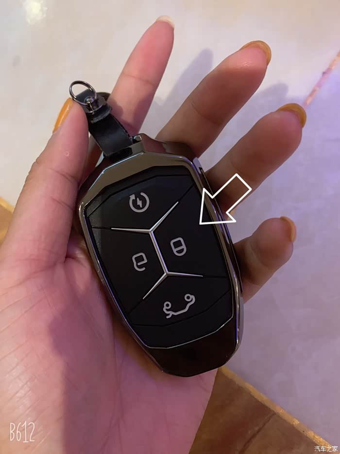 【图】小白的钥匙不仅样式新颖 功能还很多_领克03论坛_汽车之家论坛