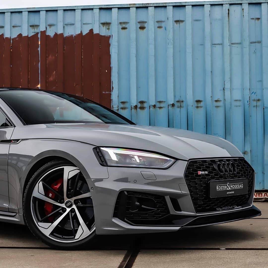 奥迪rs5 coupe 纳多灰车 漆