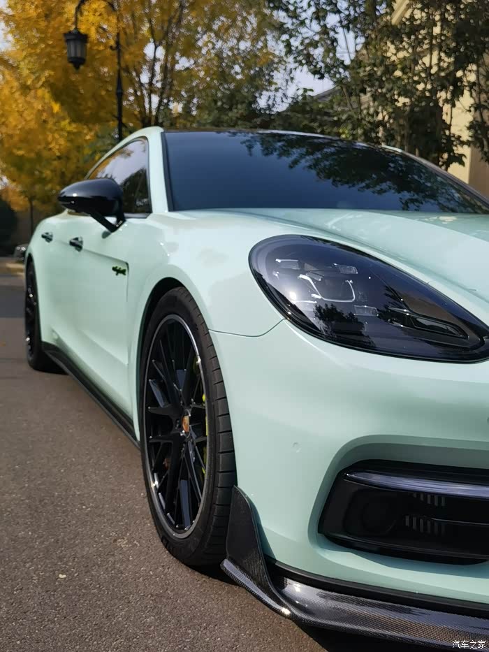 嵯峨绿20款panamera混动行政