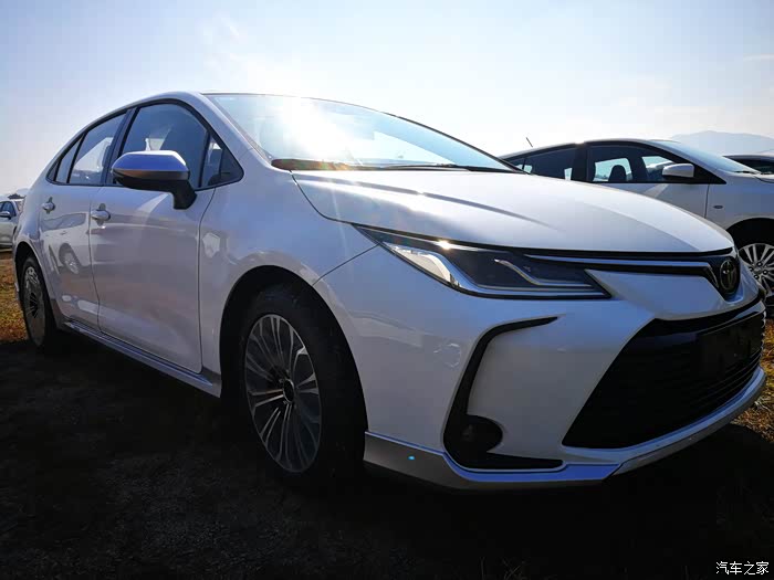 2021款卡罗拉运动版,感觉外观还可以