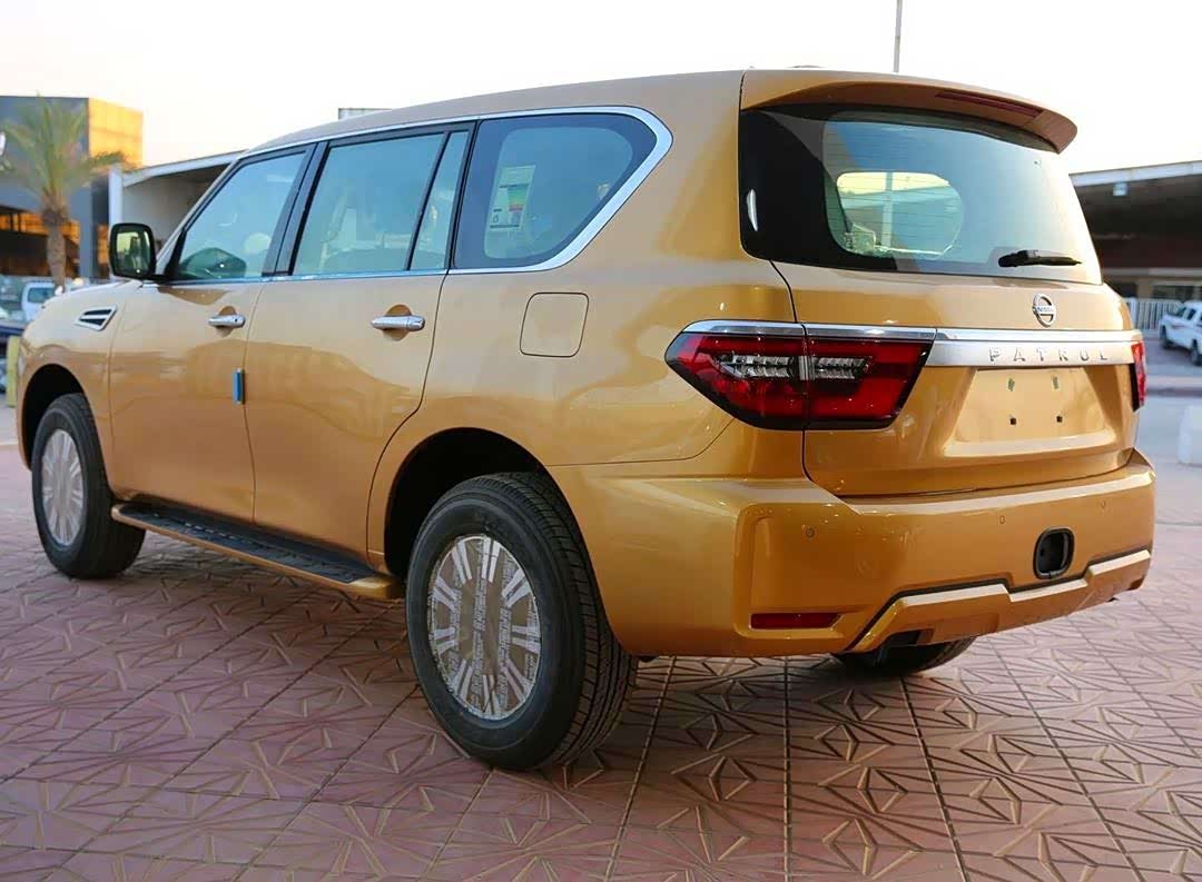 极具中东土豪气息的颜色 20款日产途乐4.0 xe