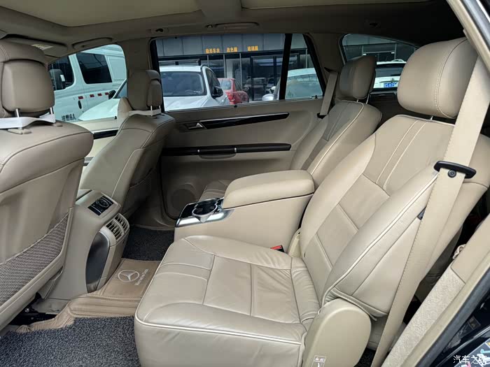 【图】2014年r320四驱豪华型七座商务mpv_奔驰r级论坛_汽车之家论坛
