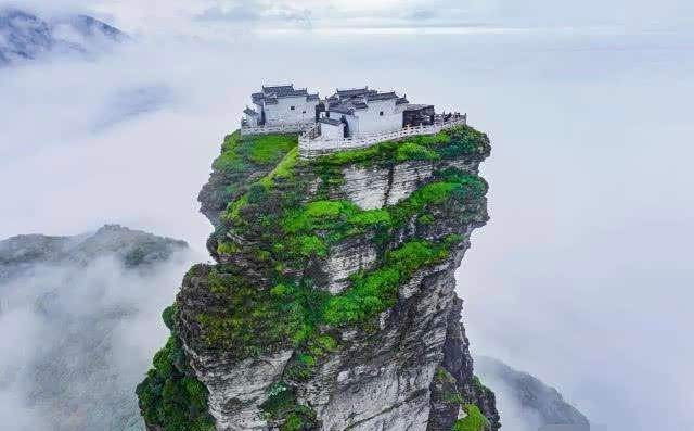 贵州梵净山新金顶#梵净山金顶,是武陵山脉的最高峰