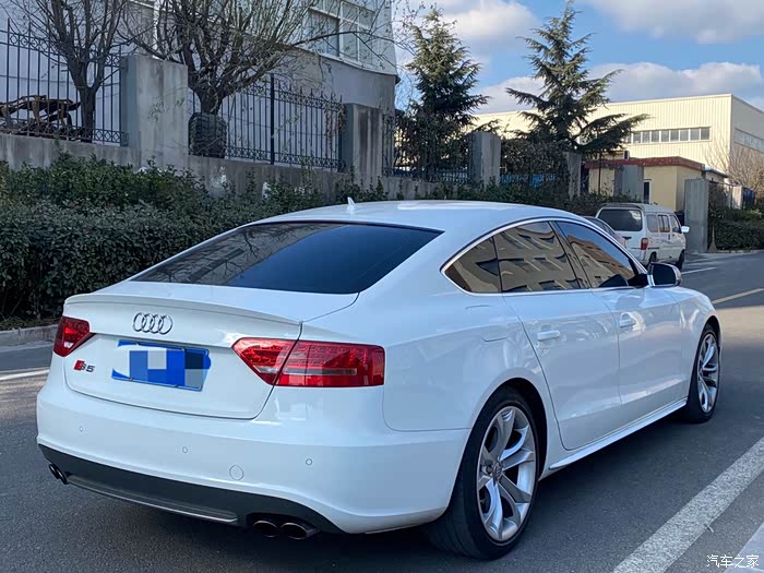 奥迪s5银耳30t
