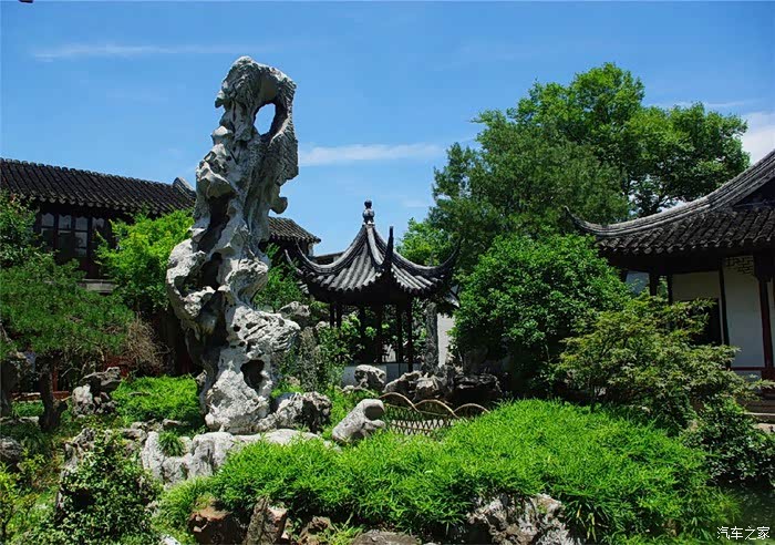 狮子林的假山游览