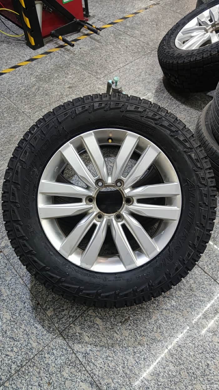 倍耐力蝎子王at轮胎介绍参考韩路视频大通d90倍耐力