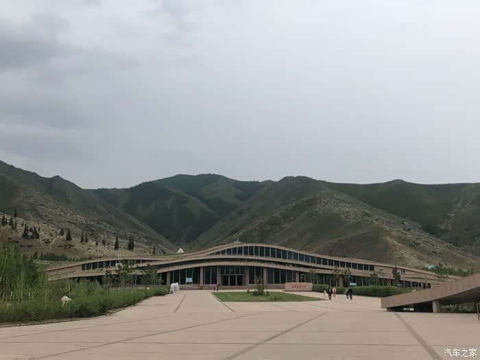 新疆阿勒泰可可托海钟山风景区游记