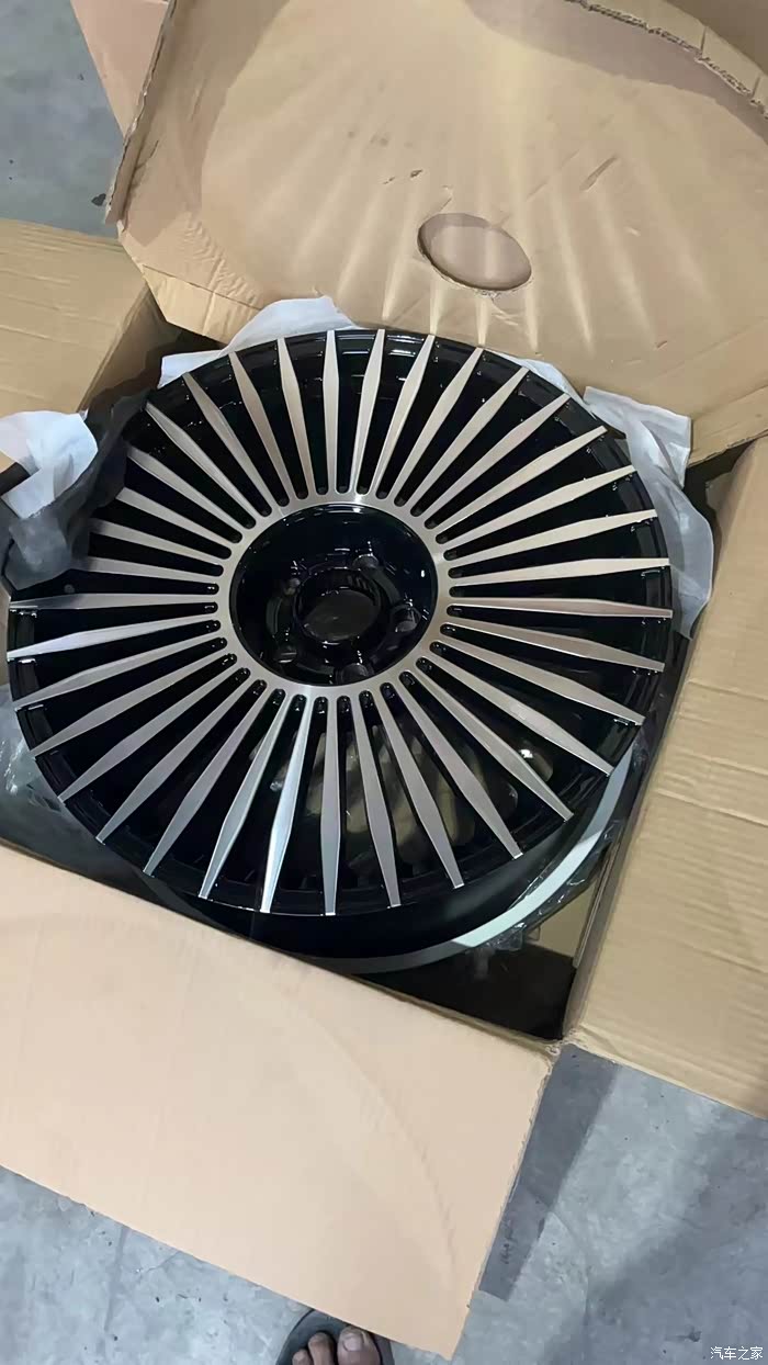 21寸路虎网红悬浮锻造轮毂