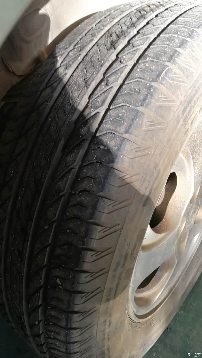 出一台2004年产的飞腾,6400c