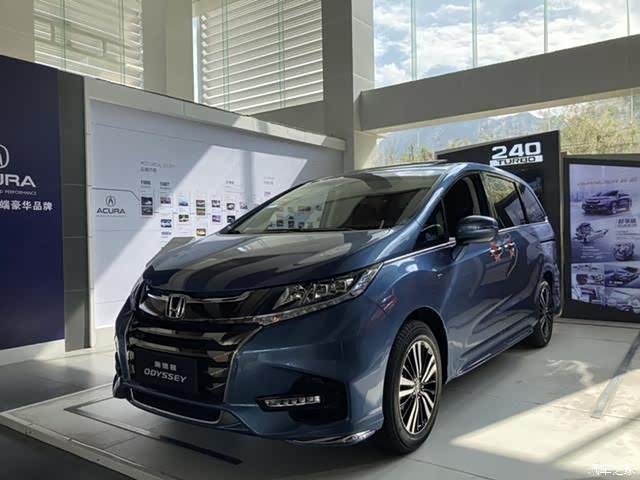 21款本田奥德赛已到店,威尼斯蓝配色更显时尚,配装航空座椅