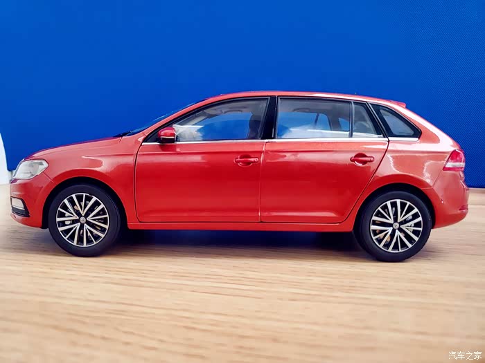 车模篇桑塔纳浩纳230tsi豪华版