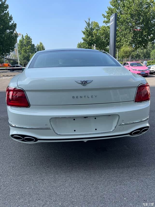 山东济南宾利飞驰2022款40tv8提车作业