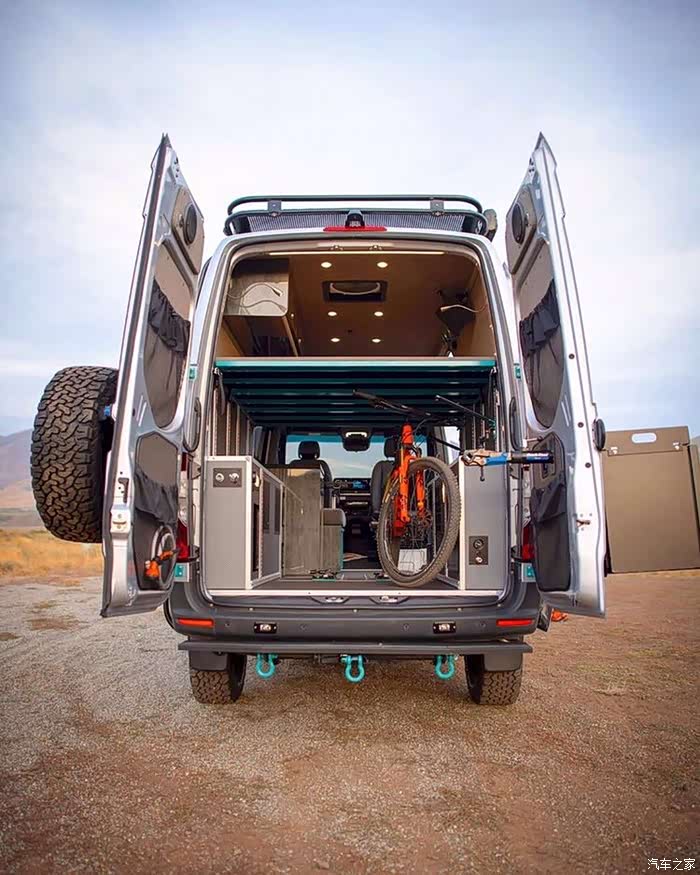 奔驰改装的旅居车,这次附上内部构造,户外生活好帮手_sprinter论坛