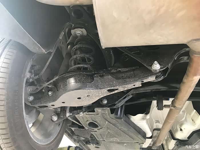 02高能时刻掀起你的裙底领克02底盘技术照片讨论多图慎入