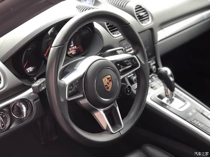 18年保时捷718cayman488