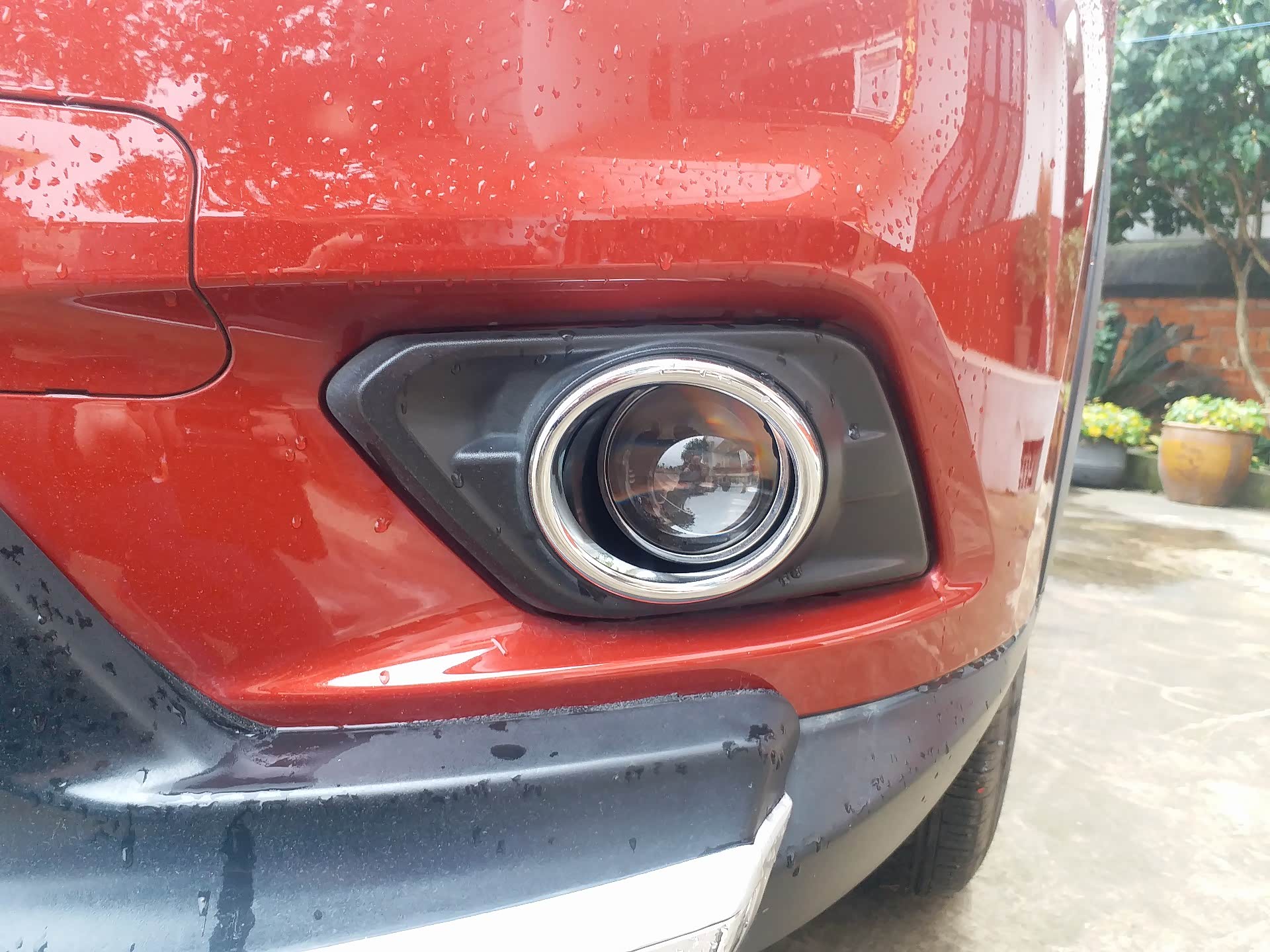 14款奇骏改雾灯双光透镜作业