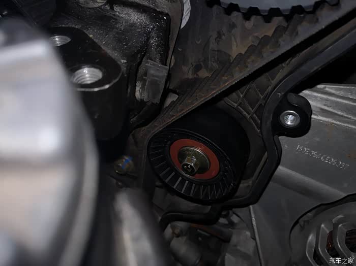 更换长安cs75自动精英18t时归皮带