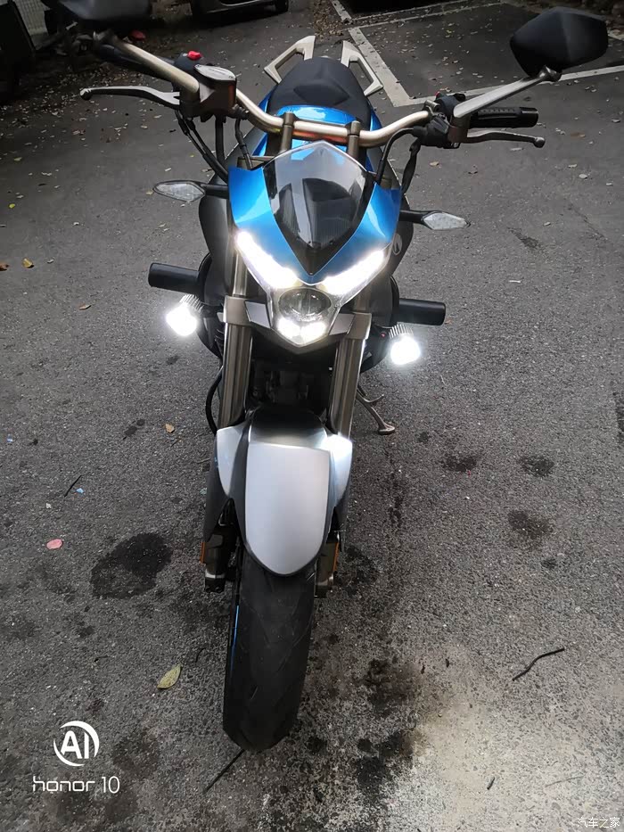 升仕250s加装射灯贴,望加精