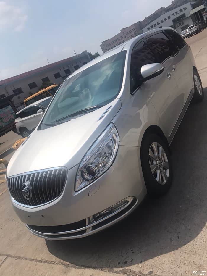 2014年6月出厂8月上牌别克胖头鱼是不是国5排放呢