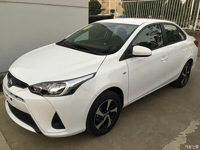 致享三厢小车挺适合我